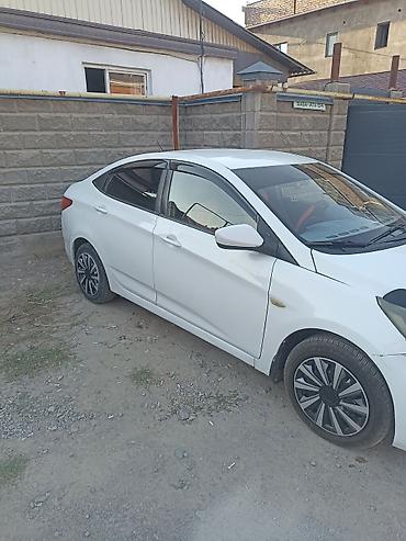 саляри: Hyundai Solaris: 2013 г., 1.6 л, Автомат, Бензин, Седан — 4