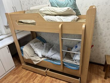 детские кровати двухярусные: Двухъярусная кровать, Б/у