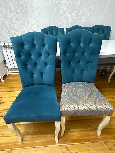 Qoz agacindan masa Desti 8 stulla üzeri masin boyasi Az işlenib Masa