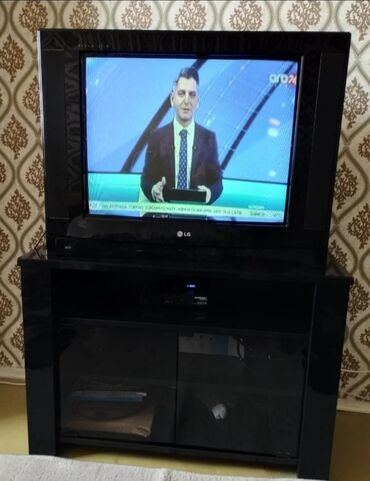 lg ld340 lcd tv: İşlənmiş Televizor LG LCD 77" Ünvandan götürmə