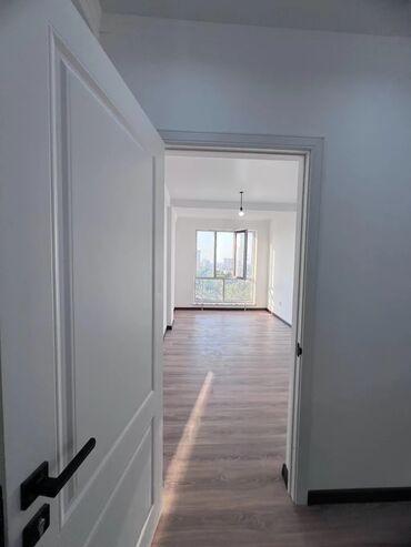 продаю или меняю на: 2 комнаты, 59 м², Элитка, 10 этаж