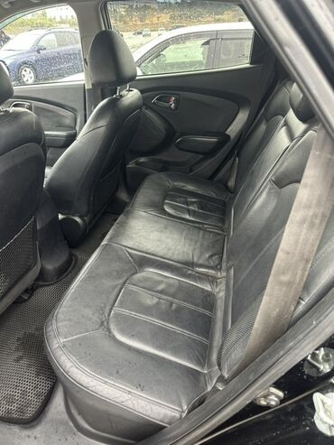 Hyundai: Hyundai Tuscani: 2 l | 2010 il Krossover — 9