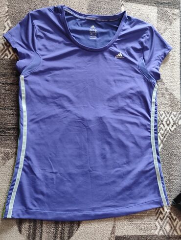 электрическая расческа от вшей в бишкеке: Женский комплект футболка шорты Adidas в отличном состоянии, 46р
