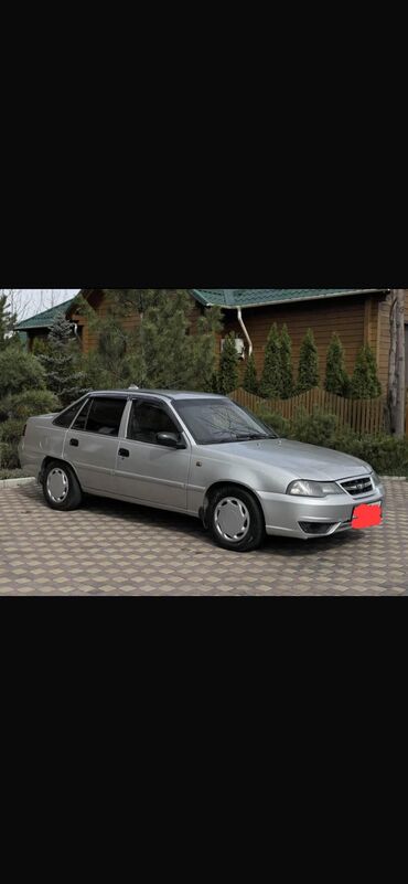 Daewoo: Daewoo Nexia: 2010 г., 1.5 л, Механика, Бензин, Седан
