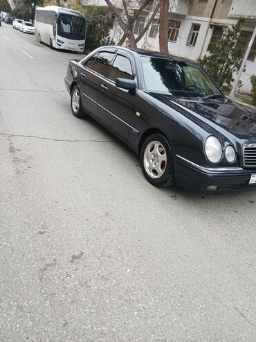 Mercedes-Benz: Mercedes-Benz E 230: 2.3 l | 1997 il Sedan -da lalafo.az — 10 Mercedes-Benz: Mercedes-Benz E 230: 2.3 l | 1997 il Sedan — 10