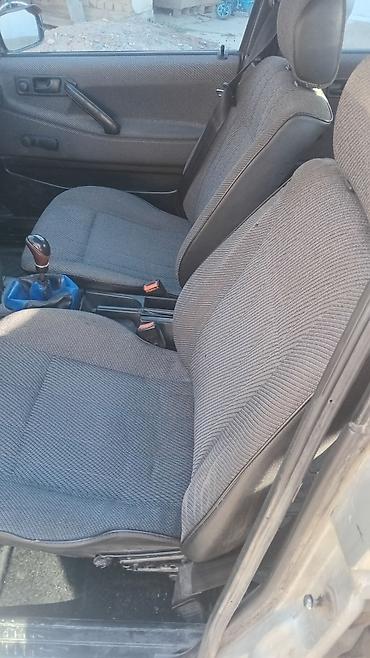 Volkswagen: Volkswagen Passat Variant: 1990 г., 1.9 л, Механика, Дизель, Универсал — 8