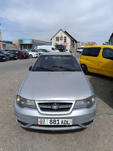 Daewoo: Daewoo Nexia: 2010 г., 1.6 л, Механика, Бензин, Седан