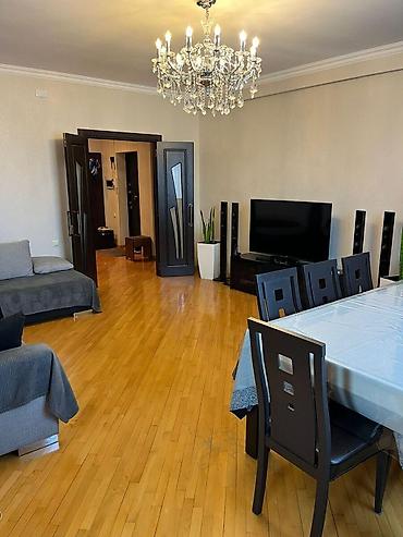 bakıda qiyməti: 3 otaqlı, Yeni tikili, m. Memar Əcəmi, 118 kv. m — 3