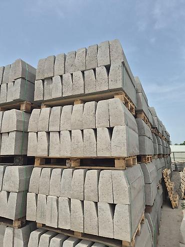 Тротуарные бордюры: Бордюрный камень и тротуарная плитка ; ;; Ассортимент: - Дорожные и — 9