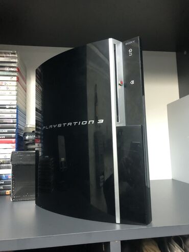 pleşteşin: Ps 3 Fat Sarı ışıq problemi var 0 dan Təmizlənib və termo pasdası