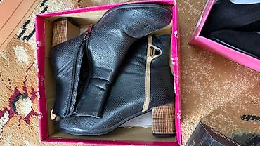 Сапоги: Продаю обувь балетки, сапожки белые новые 37 размер можно на 37,5 at lalafo.kg — 4 Сапоги: Продаю обувь балетки, сапожки белые новые 37 размер можно на 37,5 — 4