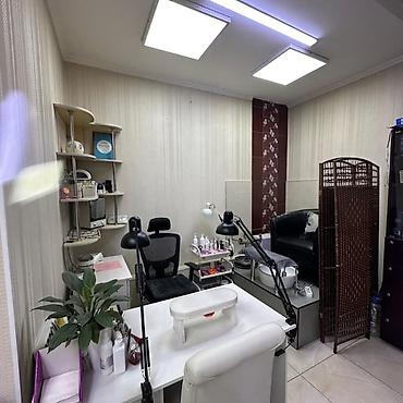 Продажа салонов красоты и кабинетов: Коммерческое помещение площадью 70.5 м² на первом этаже, расположенное — 6