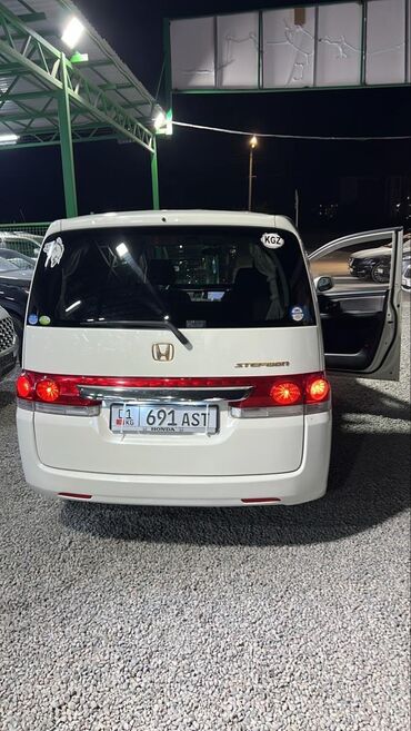 степ 2008: Honda Stepwgn: 2005 г., 2 л, Автомат, Бензин, Вэн/Минивэн