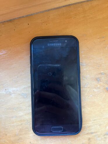 Samsung B520, < 2 GB Memory Capacity, rəng - Qara
