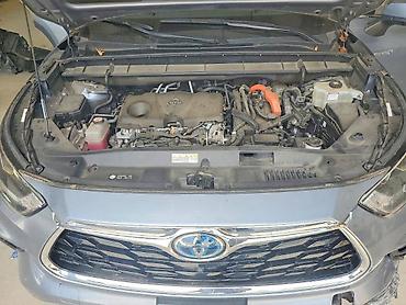 inter: Toyota Highlander: 2021 г., 2.5 л, Автомат, Гибрид — 9