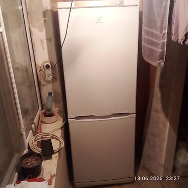 компрессор холодильника: Компрессор от холодильника Indesit. В рабочем состоянии — 3