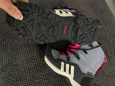 Gležnjače: Gležnjače, Adidas, 38 — 8