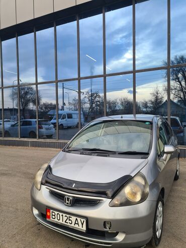 Honda: Honda Fit: 2003 г., 1.3 л, Вариатор, Бензин