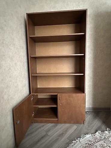 qapi evi: Taxta kitab rəfi və dolab kombinasiyası - Material: laminat/MDF — 3