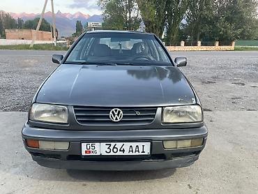 фолсваген бора: Volkswagen Vento: 1992 г., 2 л, Механика, Бензин, Седан — 3
