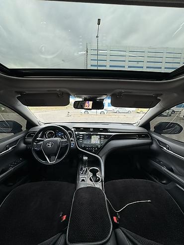 Продажа авто: Toyota Camry: 2018 г., Вариатор, Гибрид, Седан — 6