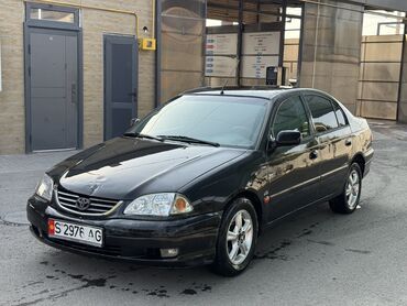 купить фронтальный погрузчик бу: Toyota Avensis: 2001 г., 2 л, Механика, Дизель, Седан