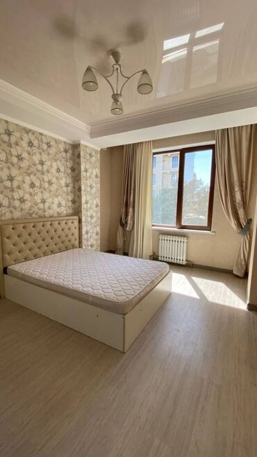 рабочий квартира: 2 комнаты, 70 м², Элитка, 3 этаж, Косметический ремонт