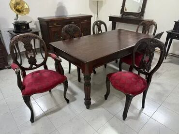 namestaj djordjevic ugaone garniture: Trpezarijski sto i stolice (6 komada) 🍽️✨ Dobro stanje. 🏠 Dimenzije