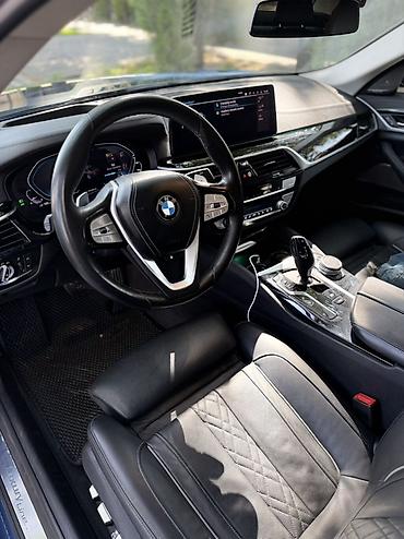 kaiyi e5: BMW 5 series: 2021 г., 2 л, Электромобиль, Седан — 5