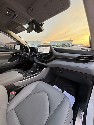 калыб: Toyota Highlander: 2020 г., 2.5 л, Автомат, Гибрид, Кроссовер — 10