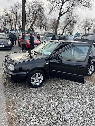 wv caddy: Volkswagen Golf: 1998 г., 2 л, Автомат, Бензин, Хэтчбэк — 2