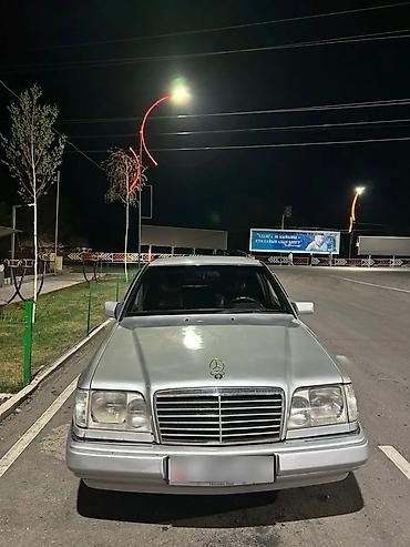 детский мопед на бензине: Mercedes-Benz W124: 1995 г., 4.2 л, Автомат, Бензин, Седан — 2