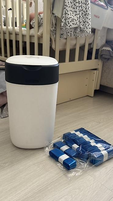 Детская гигиена и уход: Контейнер для утилизации подгузников Tommee Tippee. - Оригинальный — 1