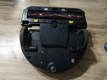 Robot usisivači: Nemam bazu I punjac. Prodaje se kao neispitan na lalafo.rs — 9 Robot usisivači: Nemam bazu I punjac. Prodaje se kao neispitan — 9