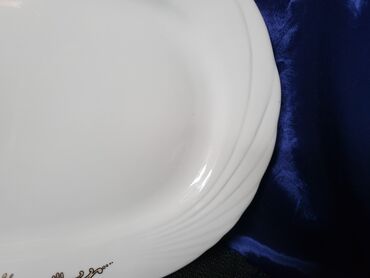 Ostalo posuđe: Oval Cluj Napoca porcelan 70te. Oval sve na njemu odsjaj od — 3