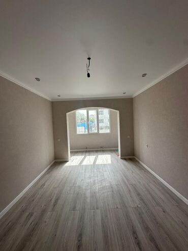 квартир и домов: 2 комнаты, 56 м², 106 серия улучшенная, 1 этаж, Евроремонт