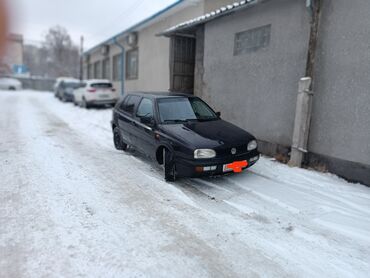 Volkswagen: Volkswagen Golf: 1994 г., 1.6 л, Механика, Бензин