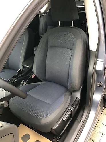 Ostali delovi enterijera: Nissan — 23