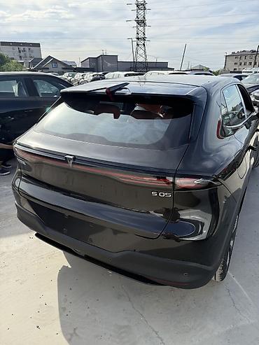 кия к5 хищник: Roewe : 2026 г., 1.5 л, Автомат, Гибрид, Кроссовер — 9