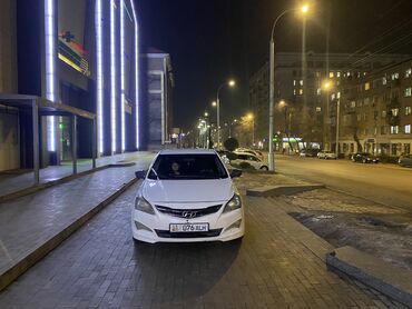 Hyundai: Hyundai Solaris: 2015 г., 1.4 л, Механика, Газ, Седан