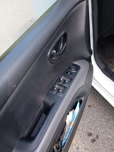 Hyundai: Hyundai i10 – şəhər üçün kompakt və qənaətcil hetçbek. Texniki və — 4