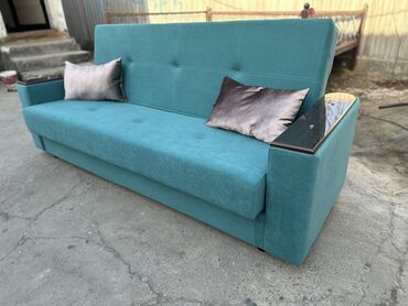 Прямые диваны: Прямой диван, Новый, Трехместный — 15