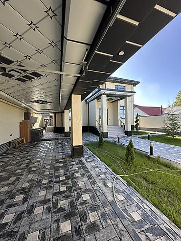 Продажа коттеджей и домов: 5 и более комнат, 250 м², 4 соток, Бишкек, Рухий Мурас ж/м Агентство недвижимости at lalafo.kg — 2 Продажа коттеджей и домов: 5 и более комнат, 250 м², 4 соток, Бишкек, Рухий Мурас ж/м Агентство недвижимости — 2