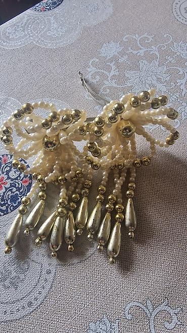 broşka: Zakilka, işlənmiş Amma geyilməyib. evdə səliqəli şəkildə qalıb — 1