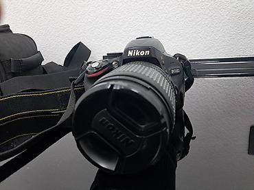 sony a7 iv: Nikon D5100 DSLR fotoaparat + Nikkor 18-105mm VR obyektiv - Korpus — 1