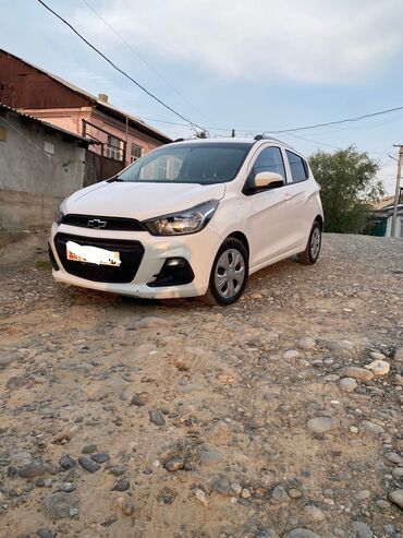 Chevrolet: Chevrolet Spark: 2017 г., 1 л, Автомат, Бензин, Хэтчбэк