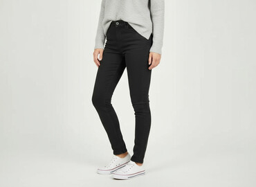 cross jeans zakręt: Jeans for women, size M at lalafo.pl cross jeans zakręt: Jeans for women, size M