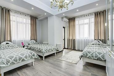 Посуточная аренда квартир: 4 комнаты, Душевая кабина, Постельное белье, Кондиционер — 7