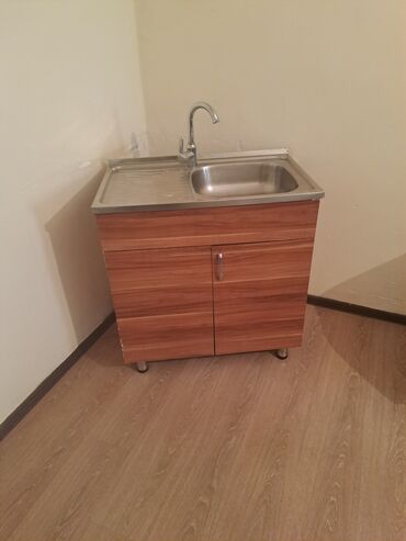 телефон сатуу: Продаю кухонную мойку со смесителем дёшево