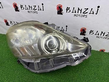 Передняя правая фара Toyota 2011 г., Б/у, Оригинал, Япония
